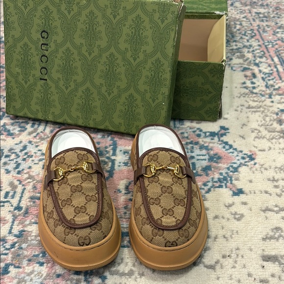 Gucci Brown Monogram Loafers - Picture 1 of 6